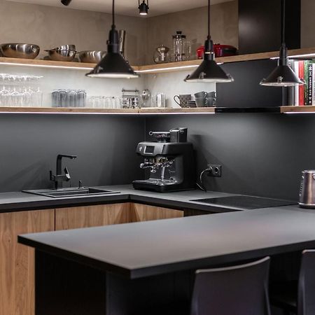 3 Storey Apartment With A Character And A Terrace 리가 외부 사진
